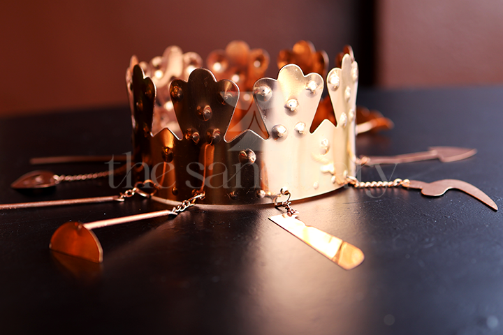 Ọya Crown (Corona de Oya)