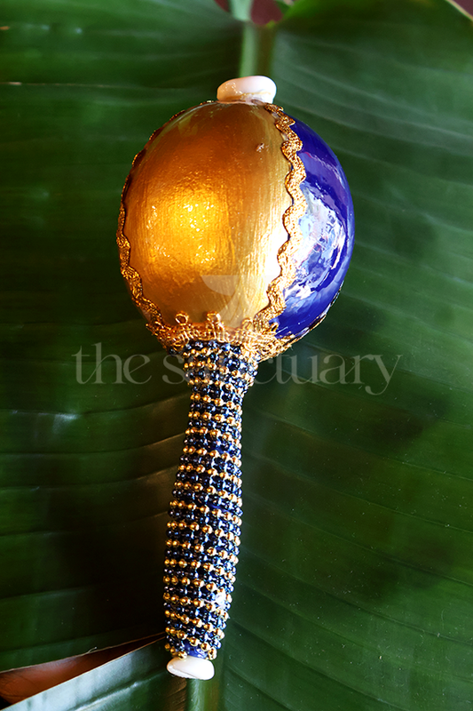 Ṣẹ̀kẹ̀rẹ̀ (Gourd Rattle/Maraca)