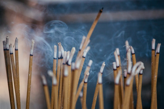 Amber Oudh Blend Incense Bundle (pack of 10)